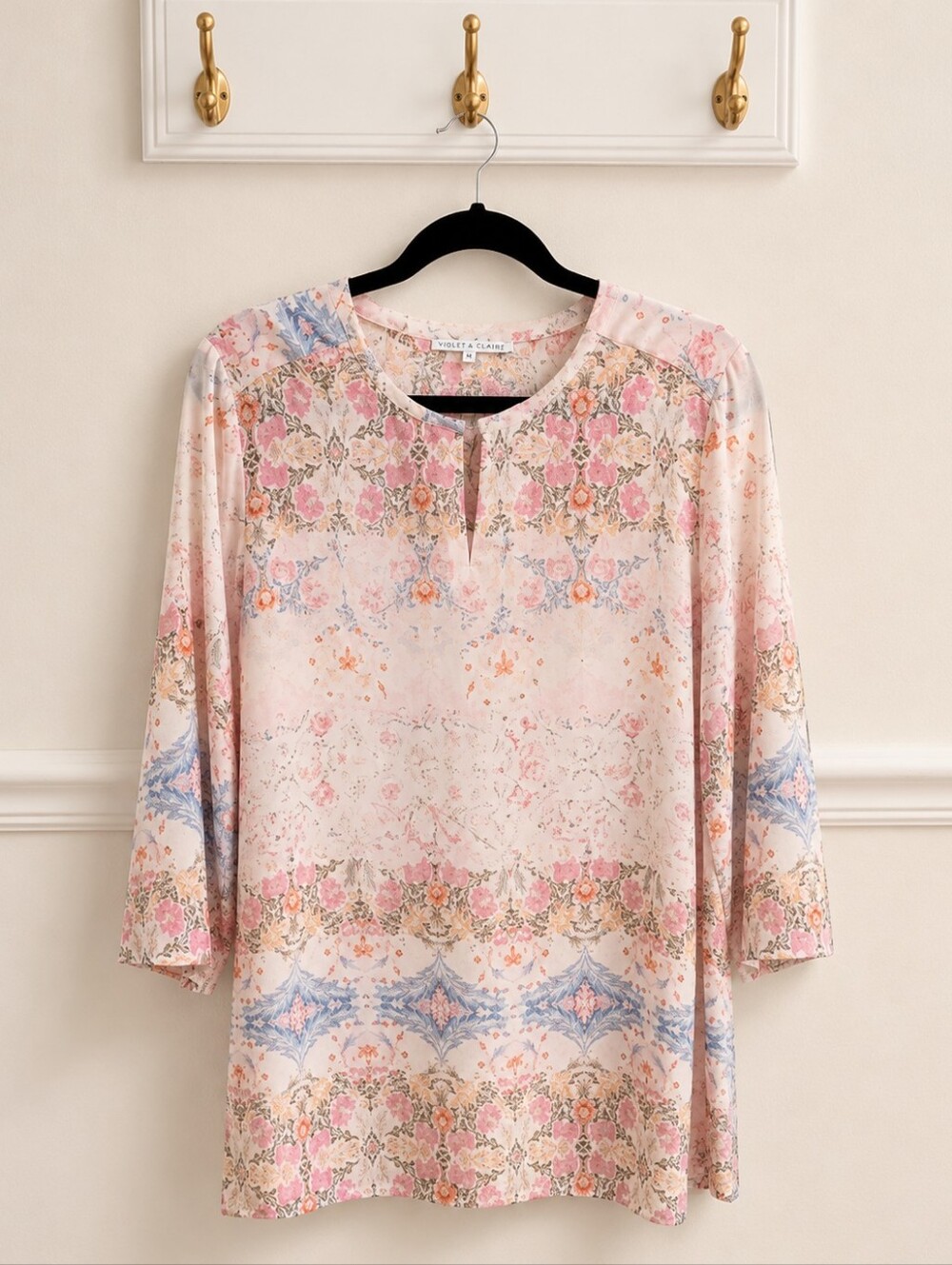 Violet & Claire Pink Blue 3/4 Sleeve Mandarin Collar Tunic